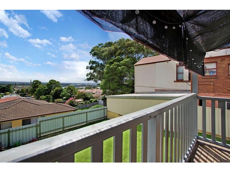 67 Bull St, Mayfield NSW 2304