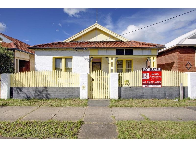 63 Barton  St, Mayfield NSW 2304