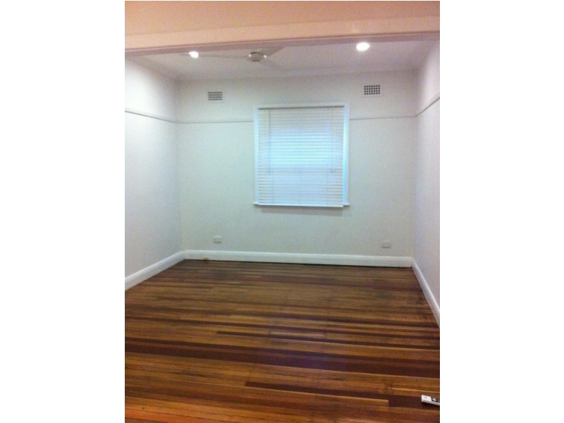 50 DOWNIE St, Maryville NSW 2293