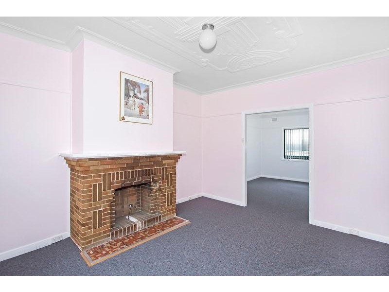 60 Young Rd, Lambton NSW 2299