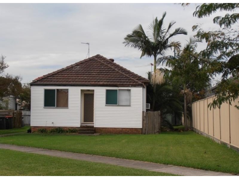 14 Upfold St, Mayfield NSW 2304