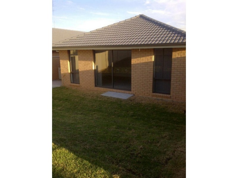 15A Russell St, Gillieston Heights NSW 2321