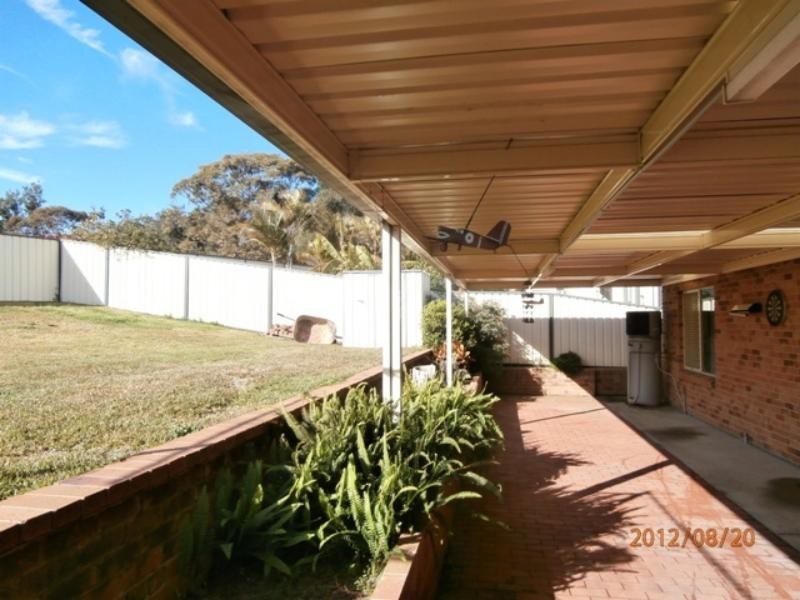 4 McNeil Cl, Mayfield NSW 2304