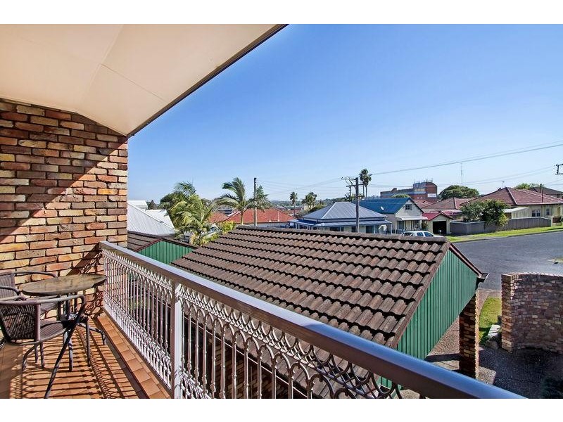 3/7a Section  St, Mayfield NSW 2304