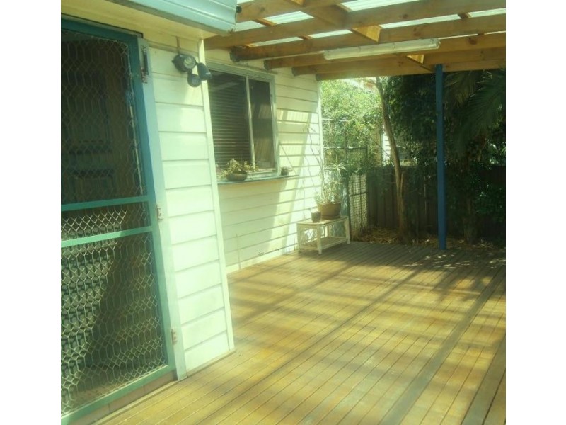 7 Church St, Mayfield NSW 2304