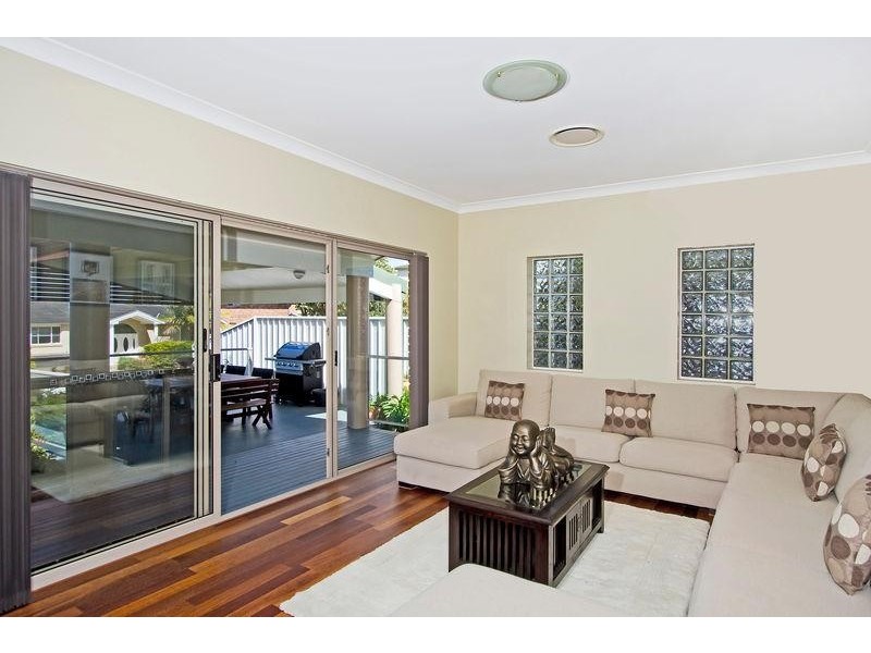 70 Mirambeena  St, Belmont North NSW 2280