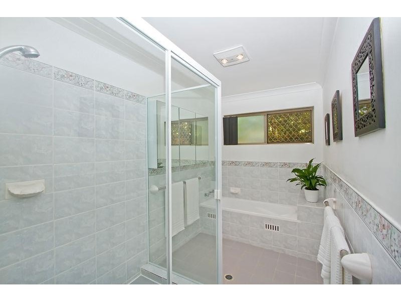 70 Mirambeena  St, Belmont North NSW 2280