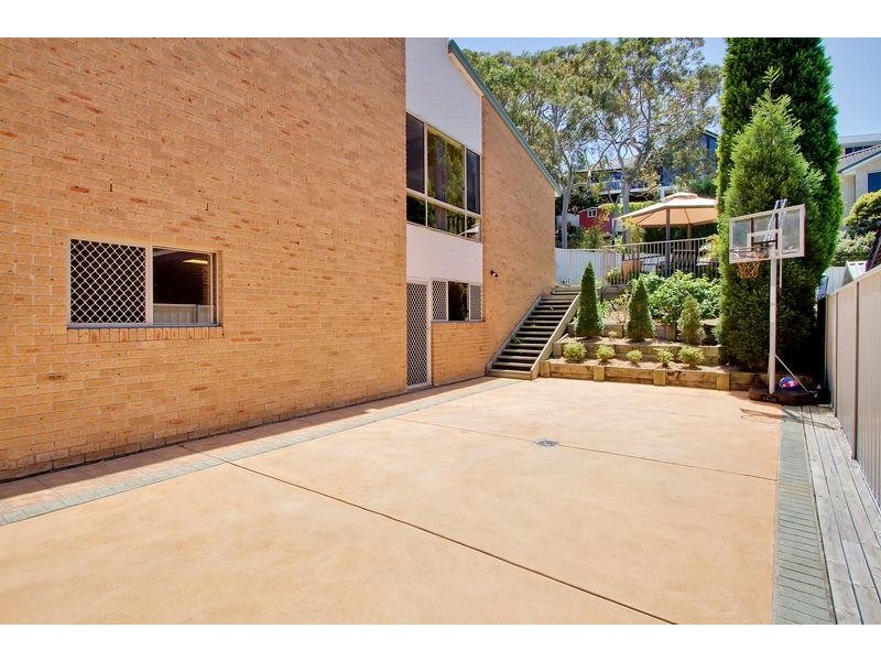 70 Mirambeena  St, Belmont North NSW 2280