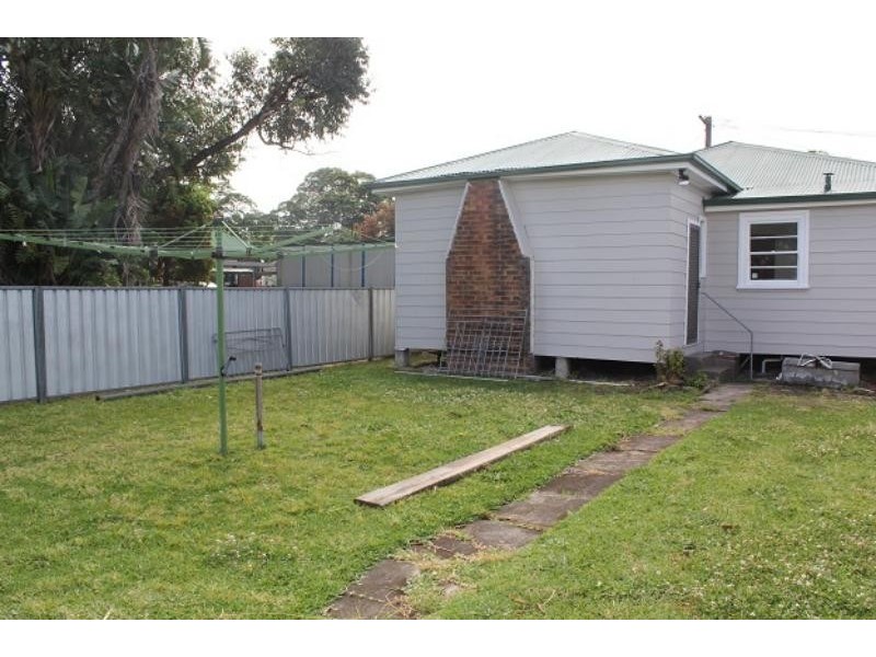 1 Whyte St, Mayfield NSW 2304