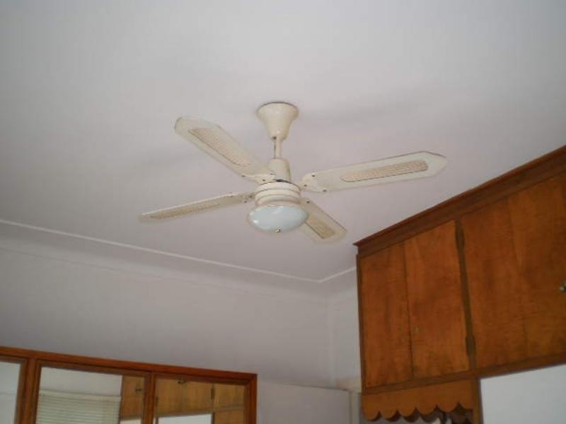 18 Scholey  St, Mayfield NSW 2304