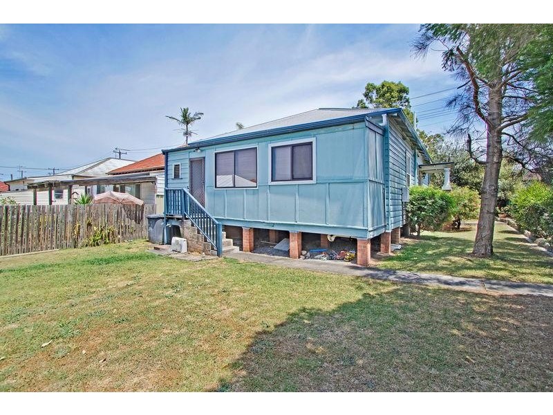 31 Kerr St, Mayfield NSW 2304