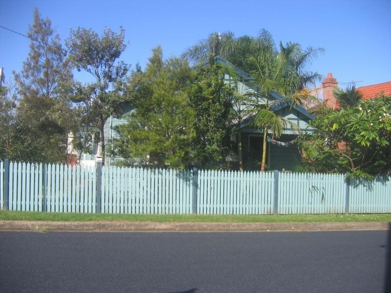 31 Kerr St, Mayfield NSW 2304