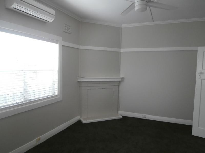 12 David St, Georgetown NSW 2298