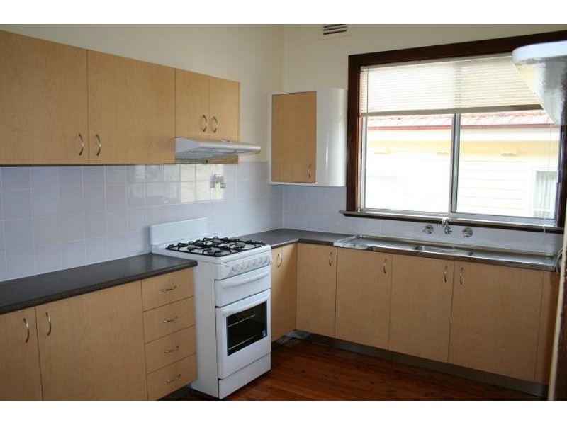 17 Victoria St, Mayfield NSW 2304