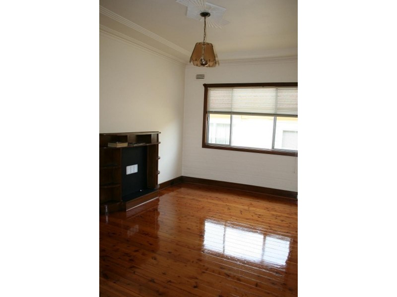 17 Victoria St, Mayfield NSW 2304