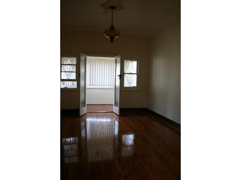 17 Victoria St, Mayfield NSW 2304