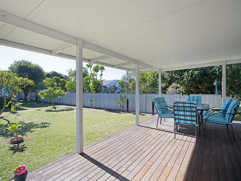 4 Sunderland St, Mayfield NSW 2304