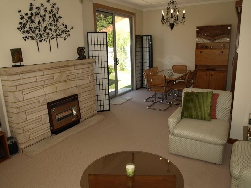 11 Clinton  Ave, Adamstown Heights NSW 2289