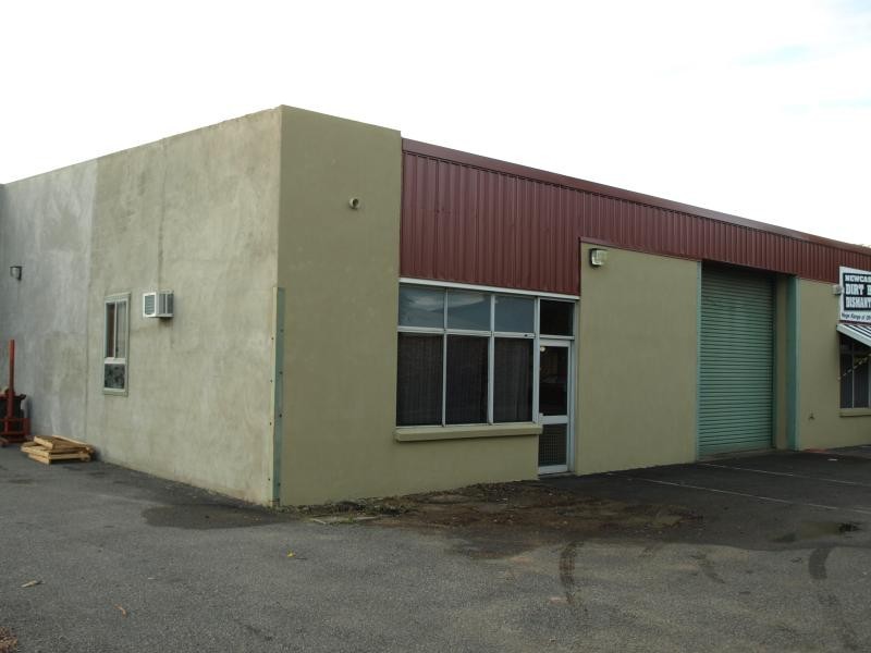 6-8 Carbine Cl, Maryland NSW 2287