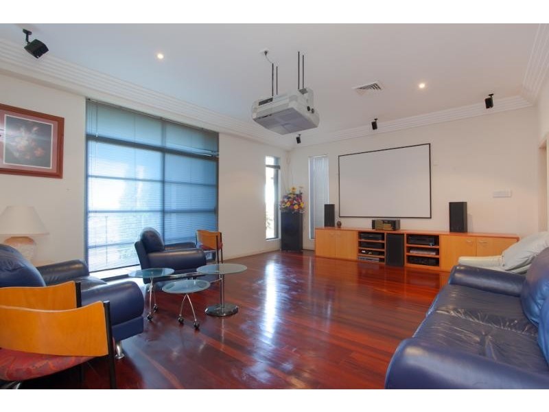 Lakelands NSW 2282