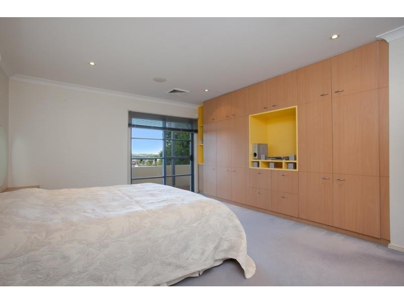 Lakelands NSW 2282