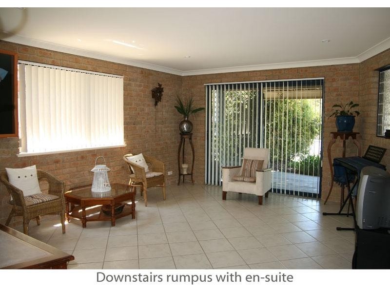 71 Tallwood  Ave, Mollymook NSW 2539