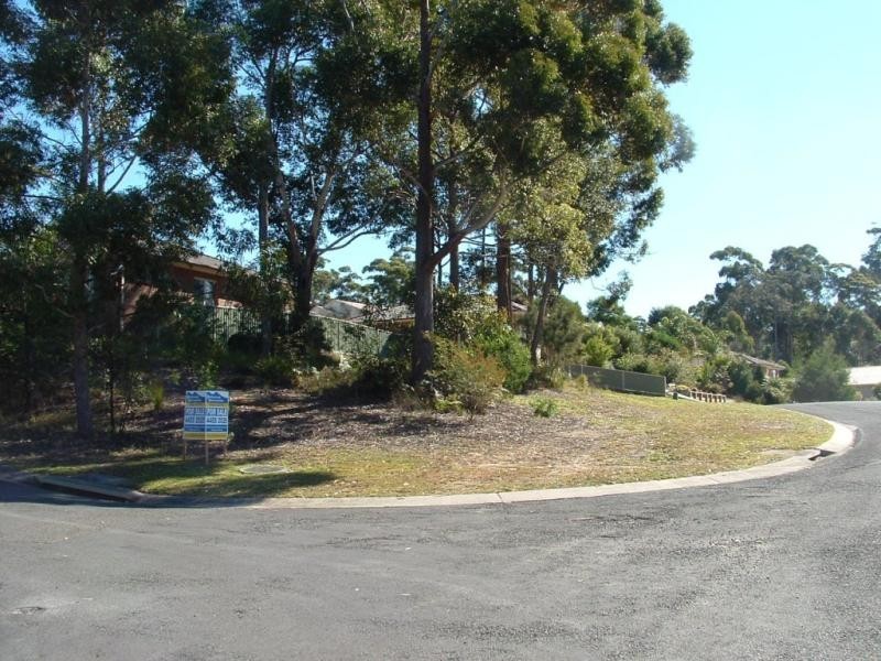 2 Seawind Pde, Narrawallee NSW 2539