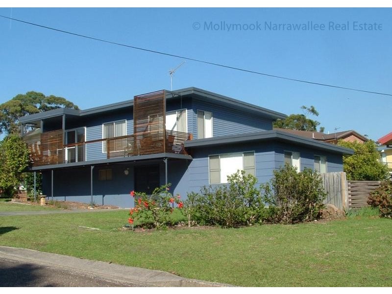 29 Tallwood Ave, Mollymook NSW 2539