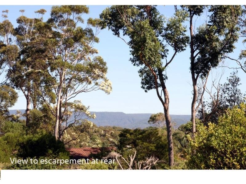 29 Tallwood Ave, Mollymook NSW 2539