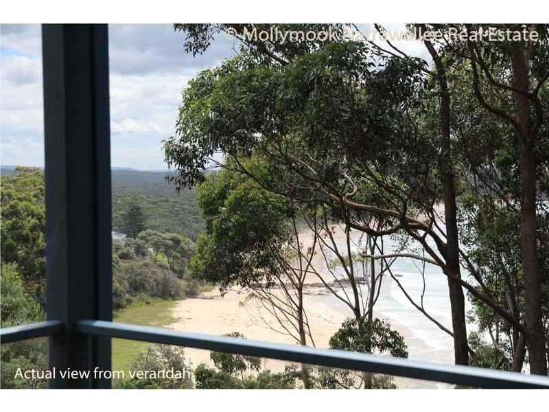 14 Tallwood Ave, Narrawallee NSW 2539