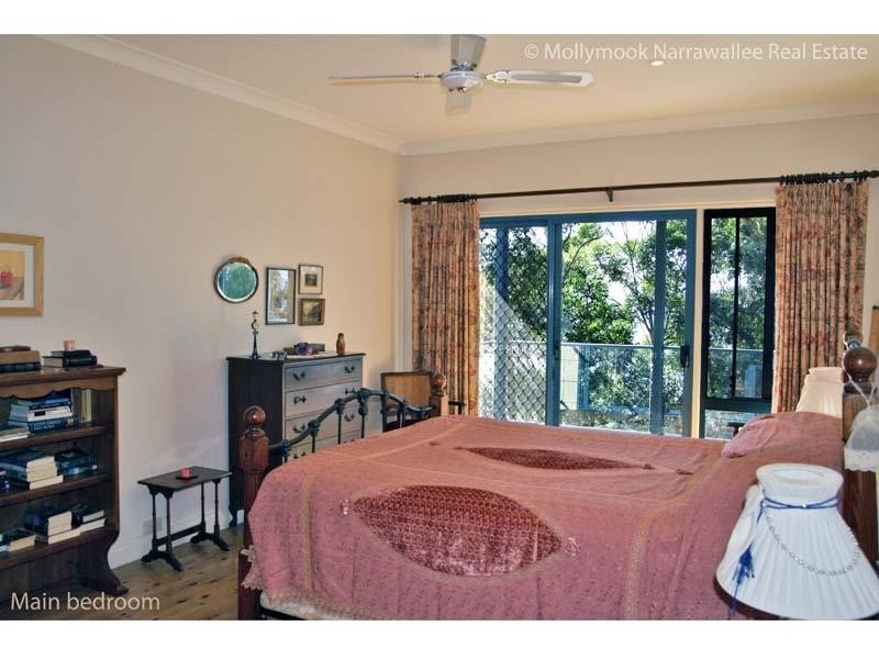 14 Tallwood Ave, Narrawallee NSW 2539