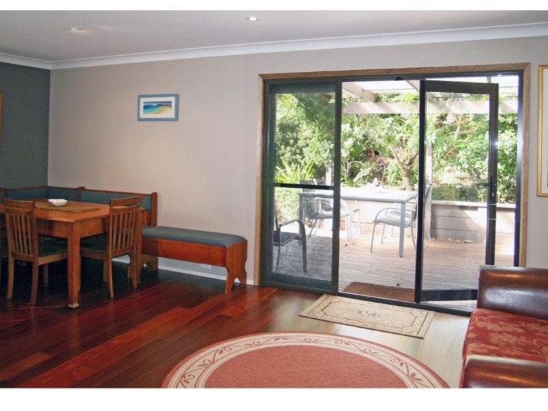 39 Ross Ave, Narrawallee NSW 2539
