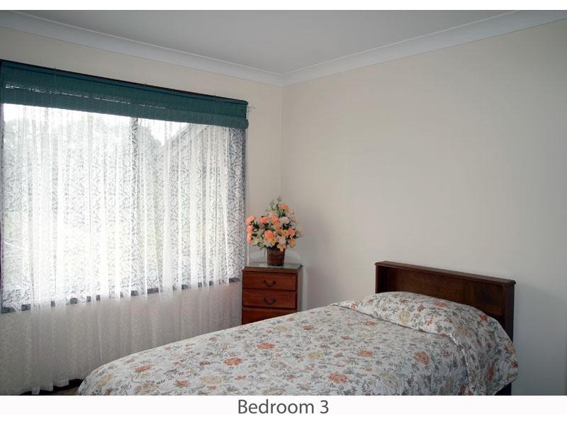 8 Rosella  Ave, Mollymook NSW 2539