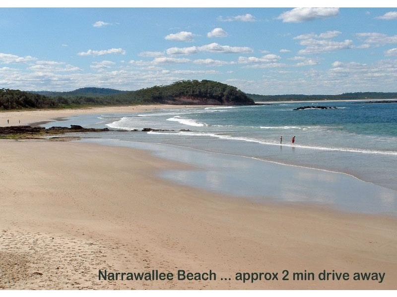 8 Rosella  Ave, Mollymook NSW 2539