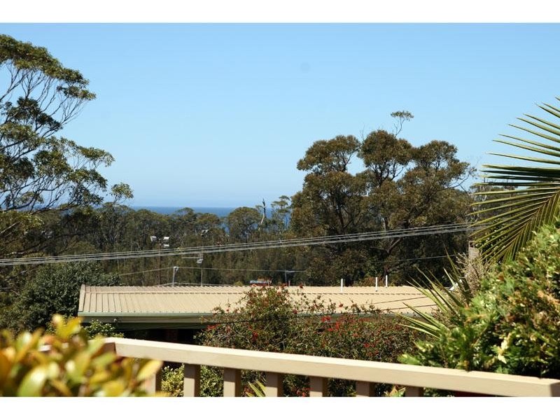 11 Parkview Pde, Mollymook NSW 2539