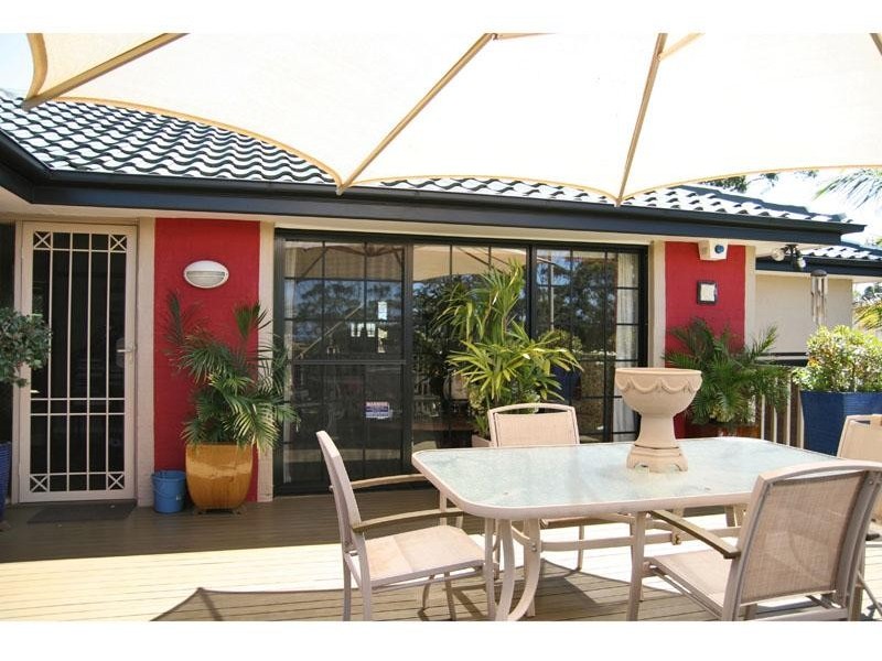 11 Parkview Pde, Mollymook NSW 2539