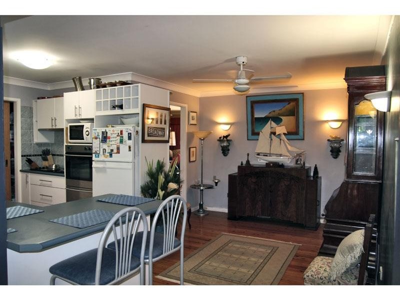 11 Parkview Pde, Mollymook NSW 2539