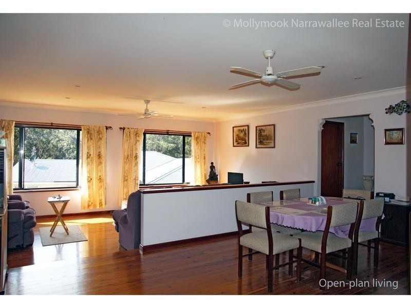 34 Oxley Cres, Mollymook Beach NSW 2539