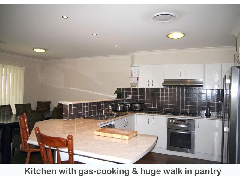 13 Yarrawonga Dr, Mollymook NSW 2539