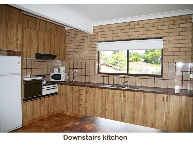 85 Carroll Ave, Mollymook NSW 2539