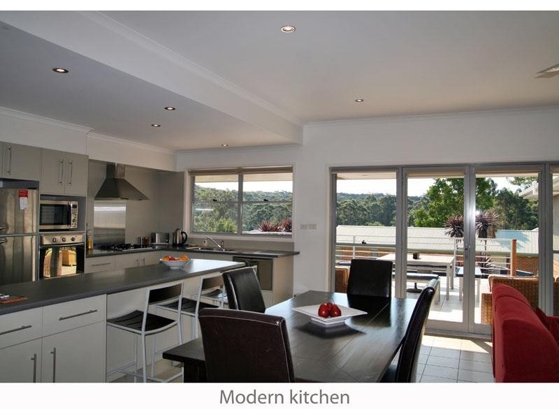 9 Clifford  Cl, Mollymook NSW 2539
