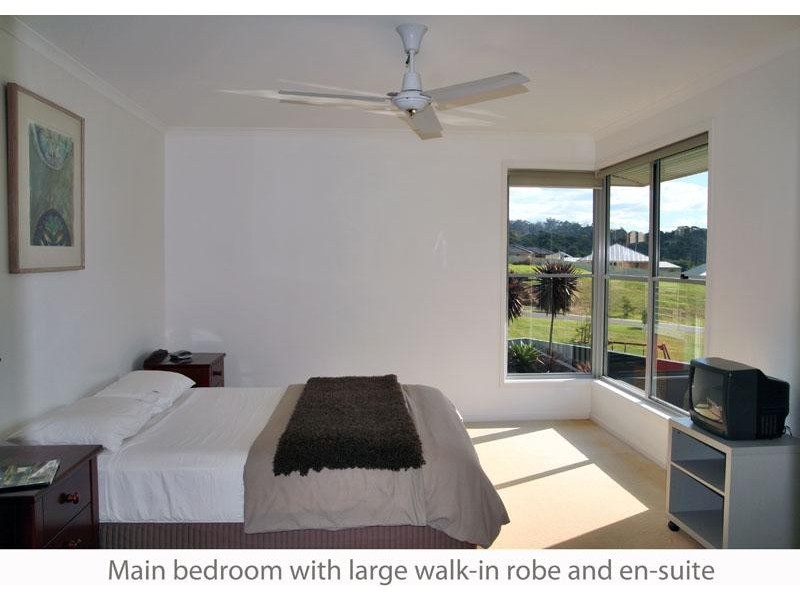 9 Clifford  Cl, Mollymook NSW 2539