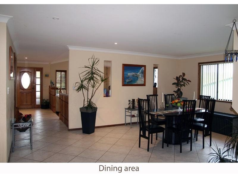 119 Leo Dr, Narrawallee NSW 2539