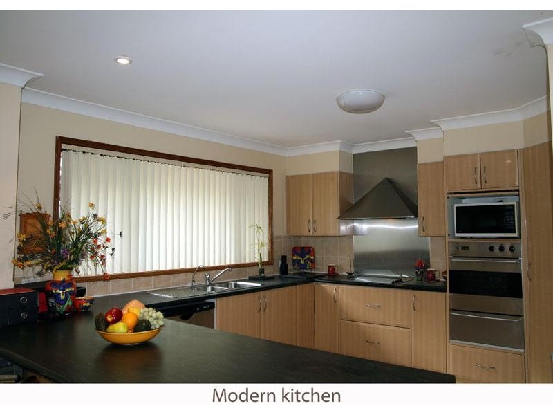 119 Leo Dr, Narrawallee NSW 2539