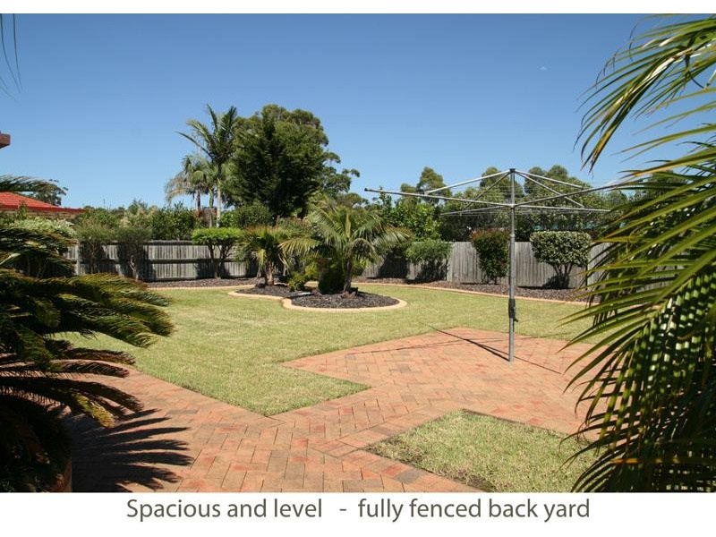 33 Leo Dr, Narrawallee NSW 2539
