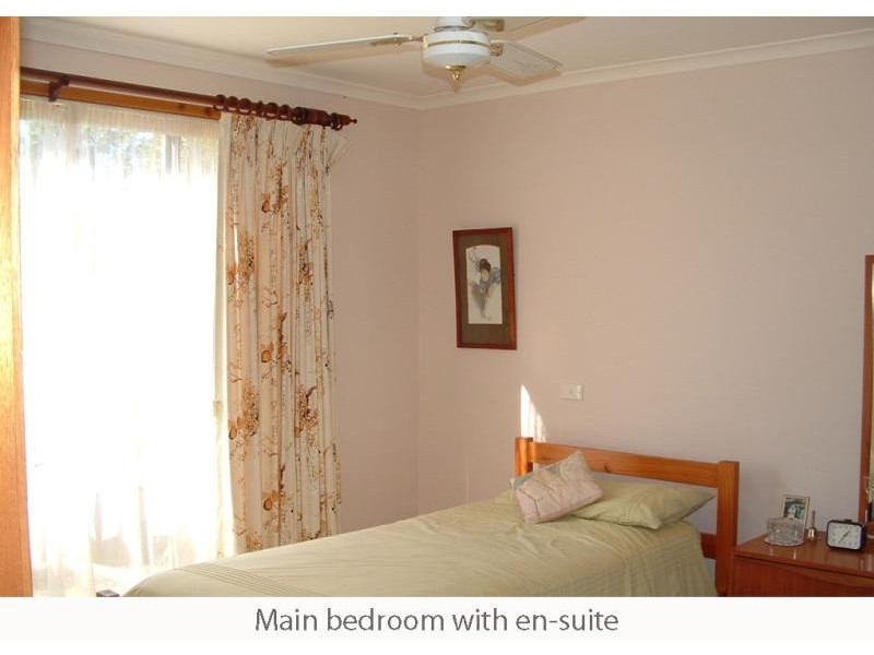 1 Taurus Spur, Narrawallee NSW 2539