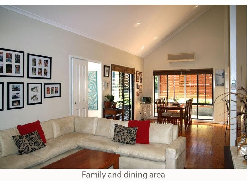 126 Garside  Rd, Mollymook NSW 2539