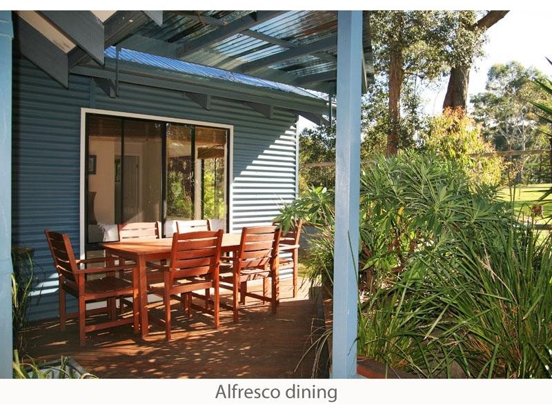 126 Garside  Rd, Mollymook NSW 2539