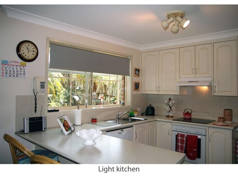 15  Seaspray St, Narrawallee NSW 2539