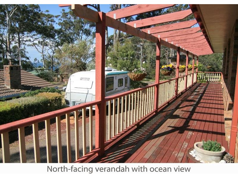 27 Tallwood Ave, Mollymook NSW 2539